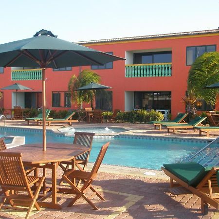 Del Rey Apartments Aruba Exteriör bild