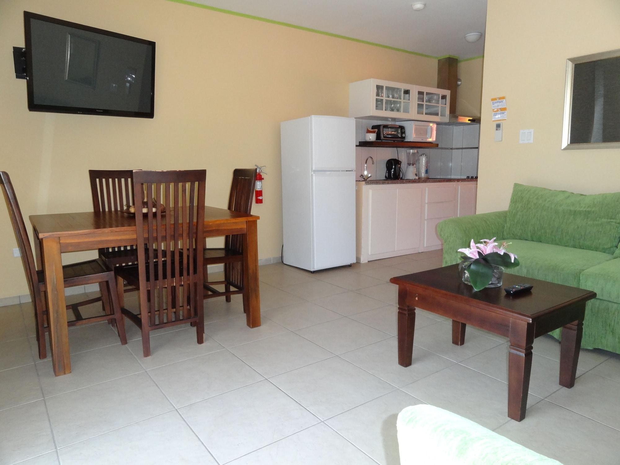 Del Rey Apartments Aruba Exteriör bild